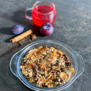 baked-oatmeals-with-plum