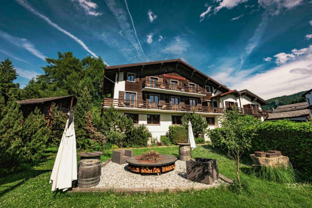 retreat hotel