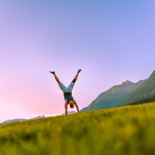 Success doesn’t happen by accident. It comes from intentional action, clarity, and a commitment to growth. Two of the most powerful tools for creating a structured and meaningful life are goal-setting and self-assessment.