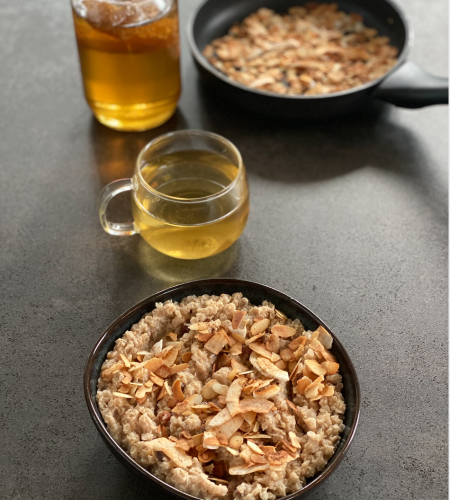 Ayurvedic Porrdige quinoa, coconut shaves